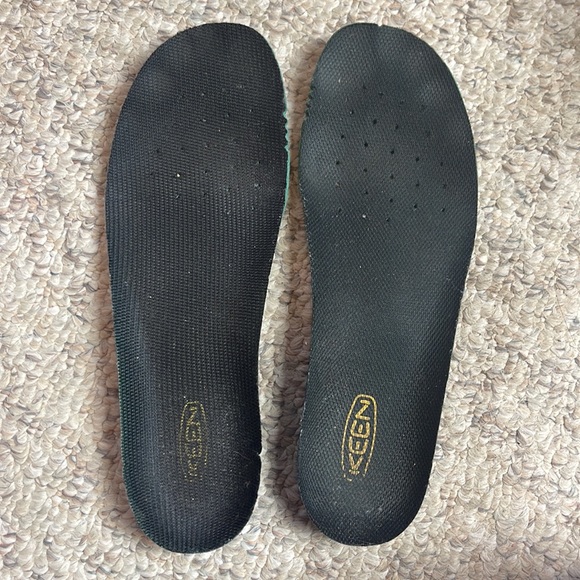 KEEN Women's Targhee 2 Mid Height Waterproof Hiking Boots size 8 - Picture 10 of 10